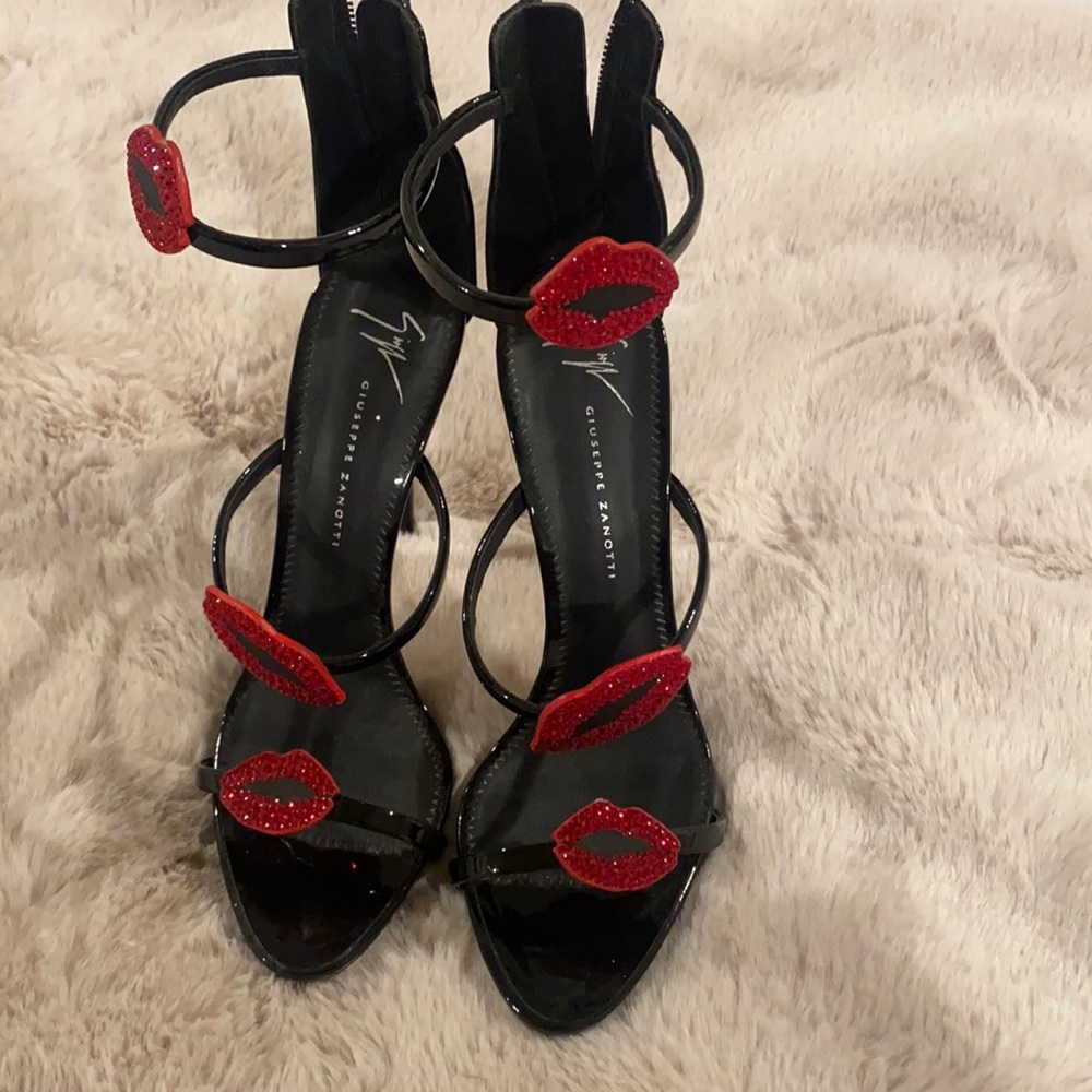 GIUSEPPE ZANOTTI New stiletto heels sz. 39 in box